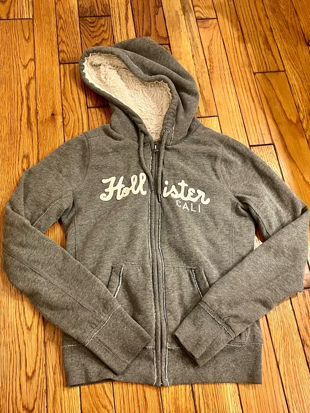 Vintage Y2K Hollister Size S Gray Sherpa Lined Zip Up Hoodie Sweatshirt Fur